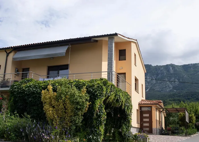 Borea Rooms - Sobe Budanje